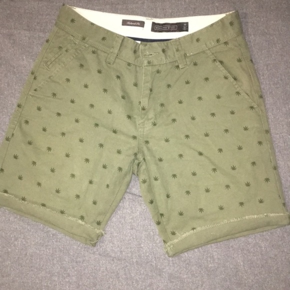 Hawkings McGill Shorts - Picture 1 of 3